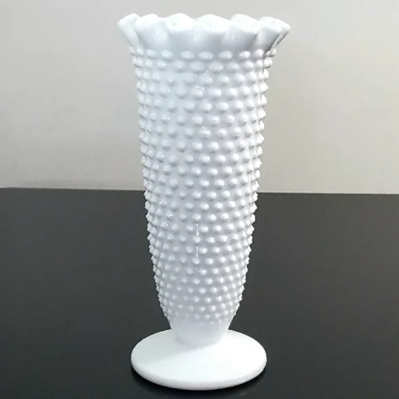 Vntg Fenton For L.E. Smith Hobnail White Milk Glass 8 3 /4" Crimped Edge Vase - Picture 4 of 14